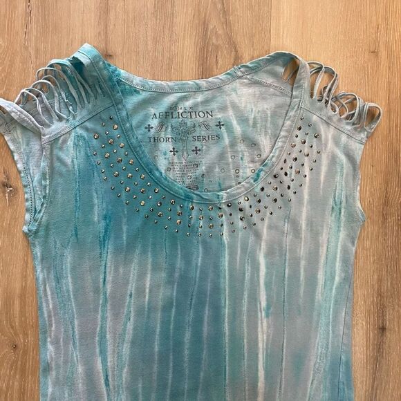 Affliction Thorn Series Women’s Small Blue Top Tshirt Embroidered Beaded Grunge - Picture 2 of 5